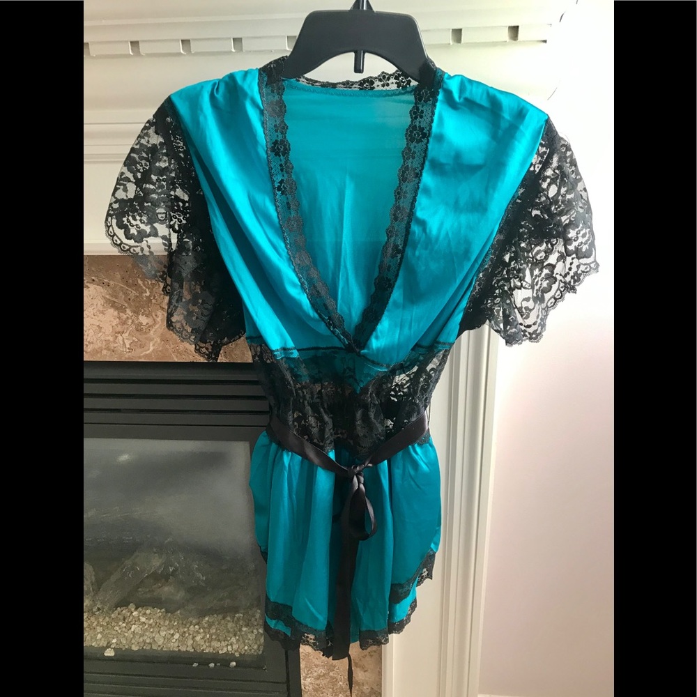 Vintage Lady Cameo Emerald Green Teddy (NWOT!)